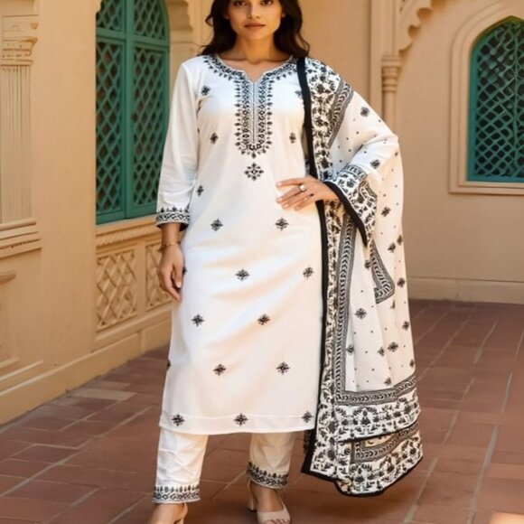 Shivansh Creations White Embroidered Kurta Set with Trousers & Dupatta – S–2XL - Picture 1 of 7